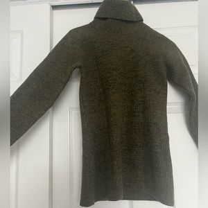 Banana Republic turtleneck